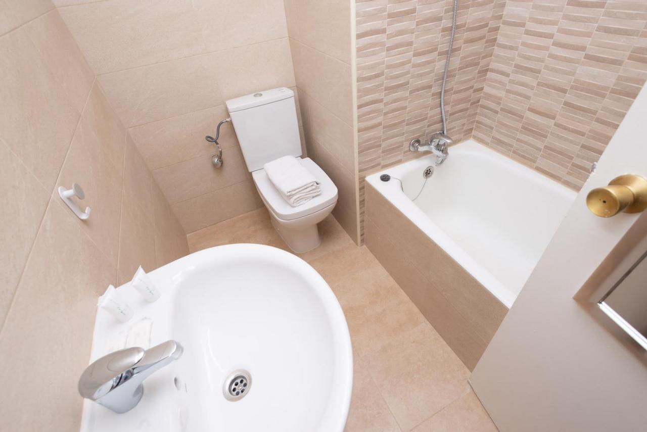 Apartamentos Vaquers Mikka 3000 Pas De La Casa Exteriör bild
