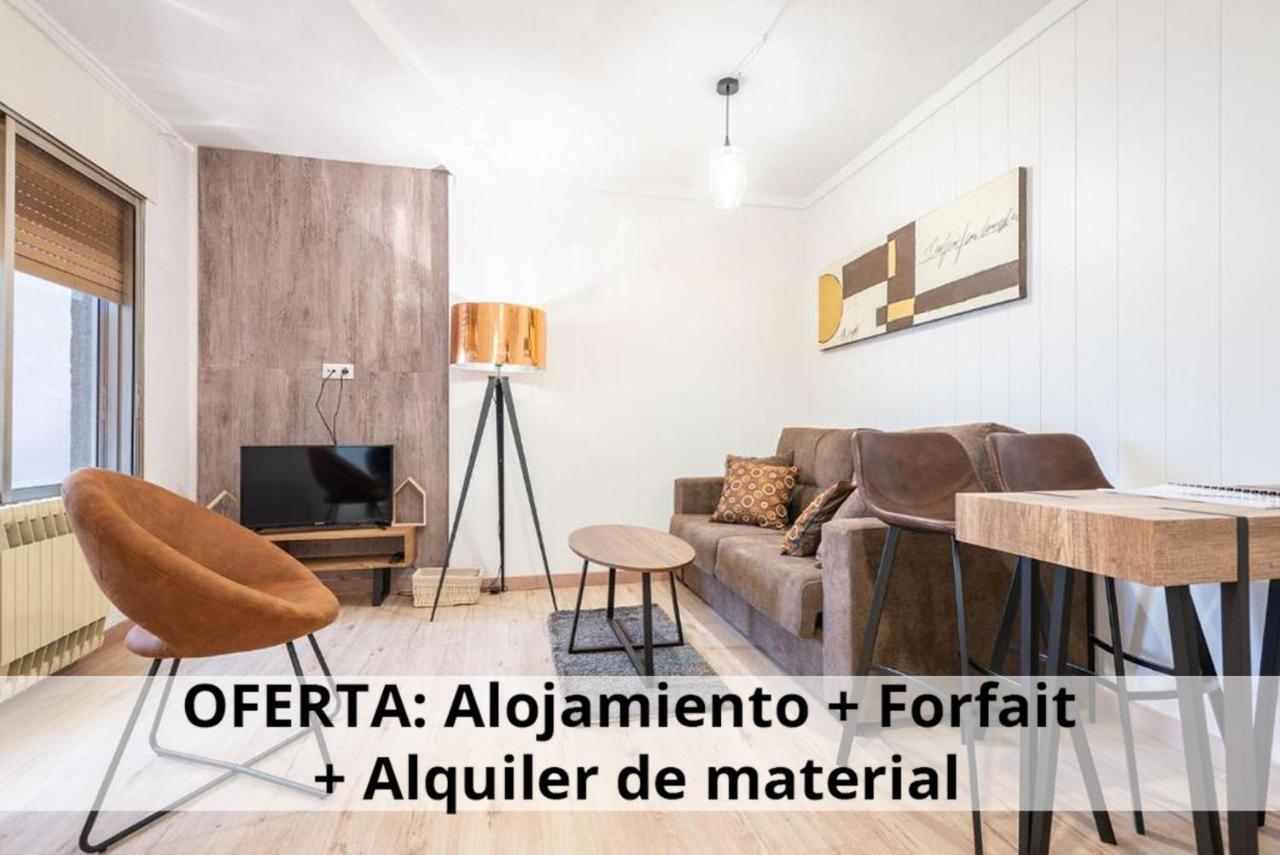 Apartamentos Vaquers Mikka 3000 Pas De La Casa Exteriör bild